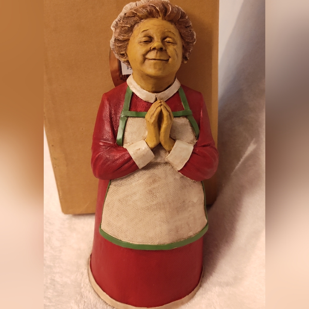 NWT! Cairn Studio Praying Mrs Claus